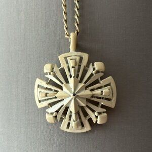 1960’s Vintage Maltese cross necklace!